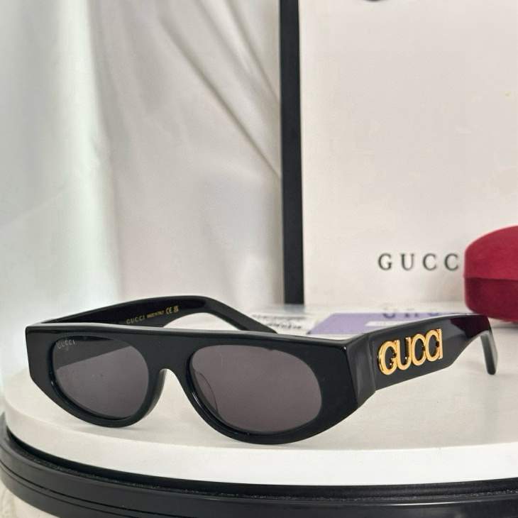 Picture of Gucci Sunglasses _SKUfw79480295fw
